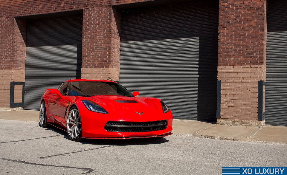 ChevroletCorvetteC72014Red_19-20inchXOLuxuryVerona_BrushedSilver-6