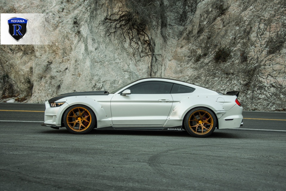 Ford-Mustang-RFX5-Gold-5-copy