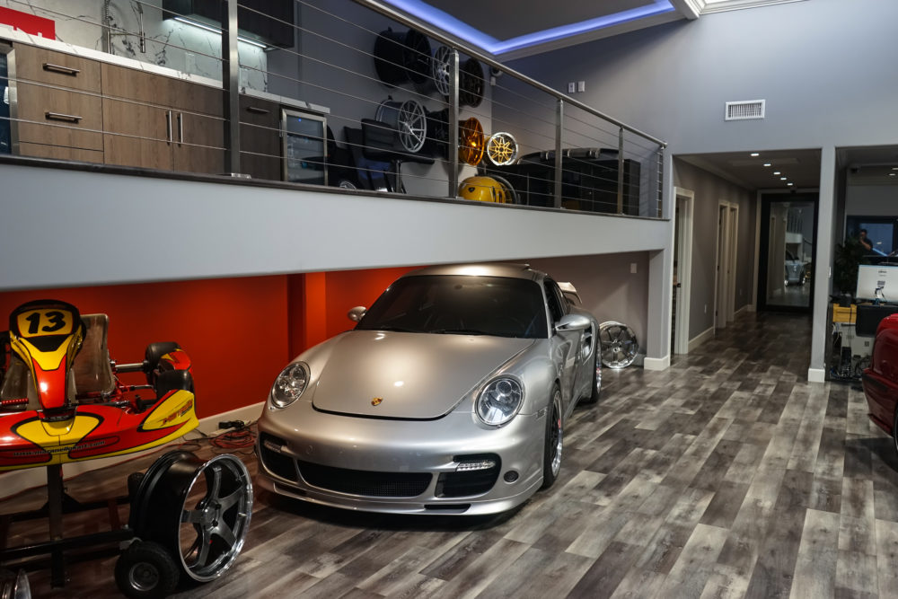 n4sm need 4 speed motorsports showroom top level Porsche 911 Turbo close up