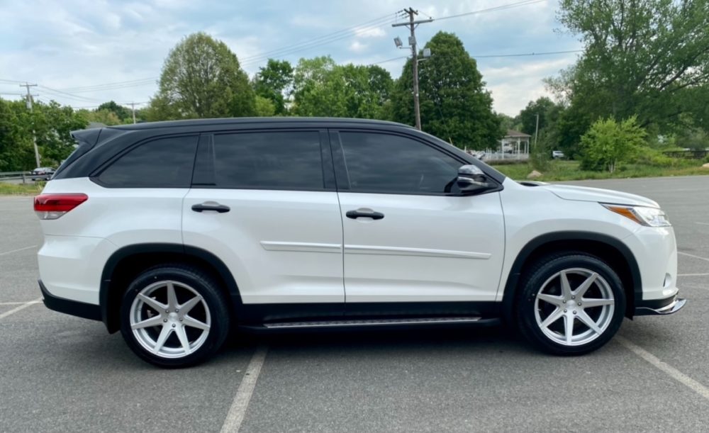 2019 Toyota Highlander Rohana Wheels